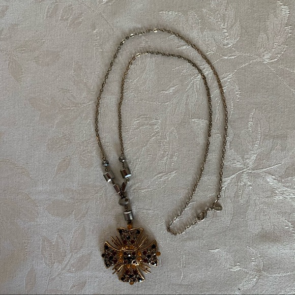 Cross necklace - Picture 4 of 5